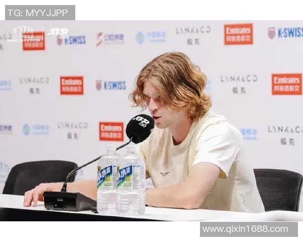 杭州网球队中路突破分析：优劣势与战术调整探讨