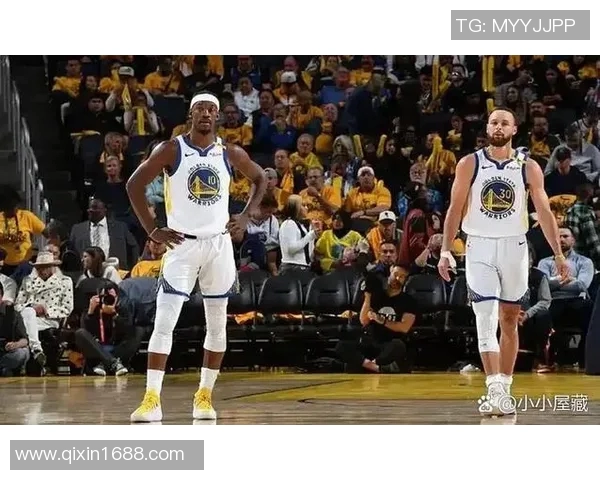 勇士队力克火箭队以122比103取得胜利展现强大团队实力 勇士队力克火箭队以122比103取得胜利展现强大团队实力