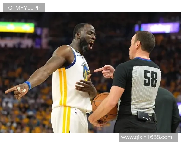 德雷蒙德格林的篮球生涯与领导力探索：从新秀到冠军的蜕变之路