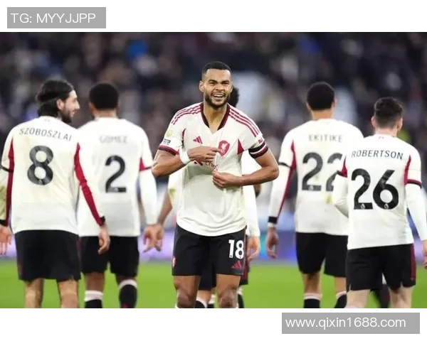 加克波的崛起之路：从青年才俊到足球明星的华丽转身