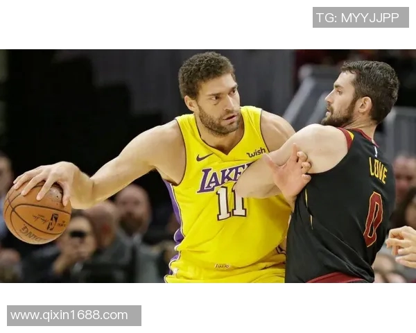 布鲁克洛佩斯：从NBA巨星到篮球战术的创新者与引领者